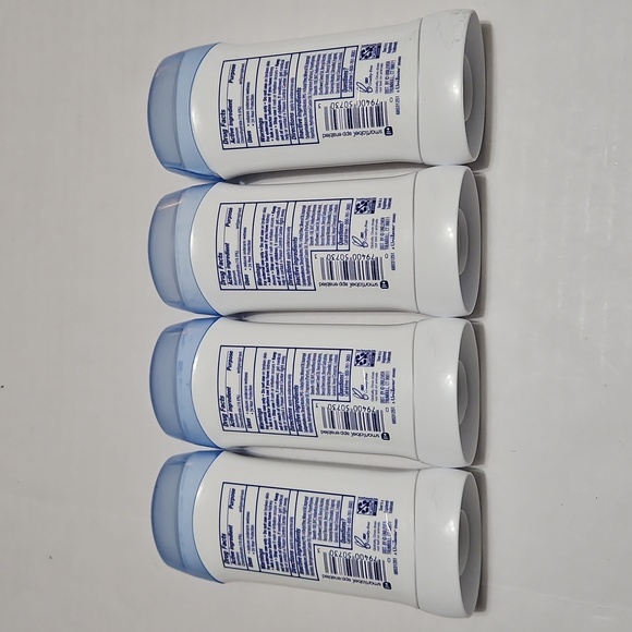 Dove Original Clean Antiperspirant Deodorant Set Of 4 2.6 oz - Picture 2 of 5